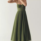 Lumira - Elegancija u Fluidnom Tule